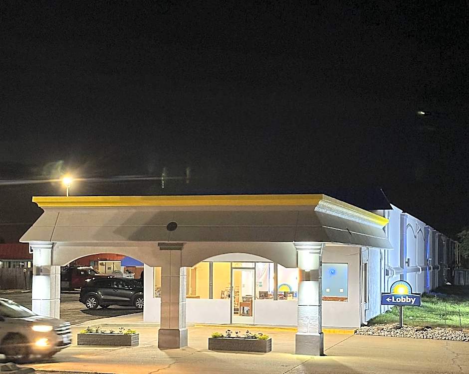 Days Inn by Wyndham Salina South