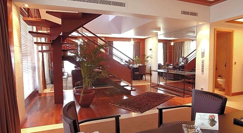 Crowne Plaza Hamra Beirut By IHG