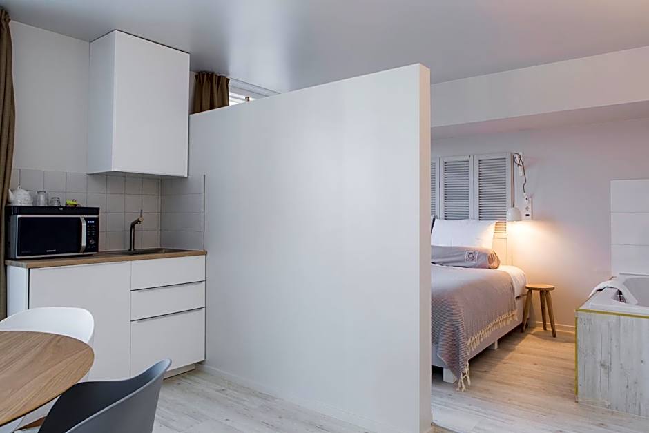 Photo 1 of 6 of Junior Suite