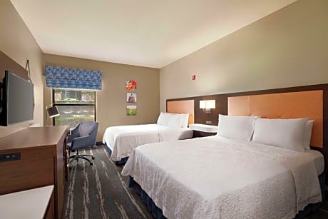 Room with Two Queen Beds - Non-Smoking