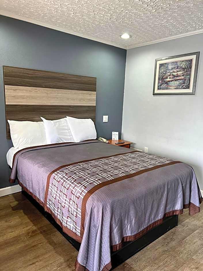 Knights Inn Madison Heights