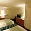 Days Inn & Suites by Wyndham Arlington Heights