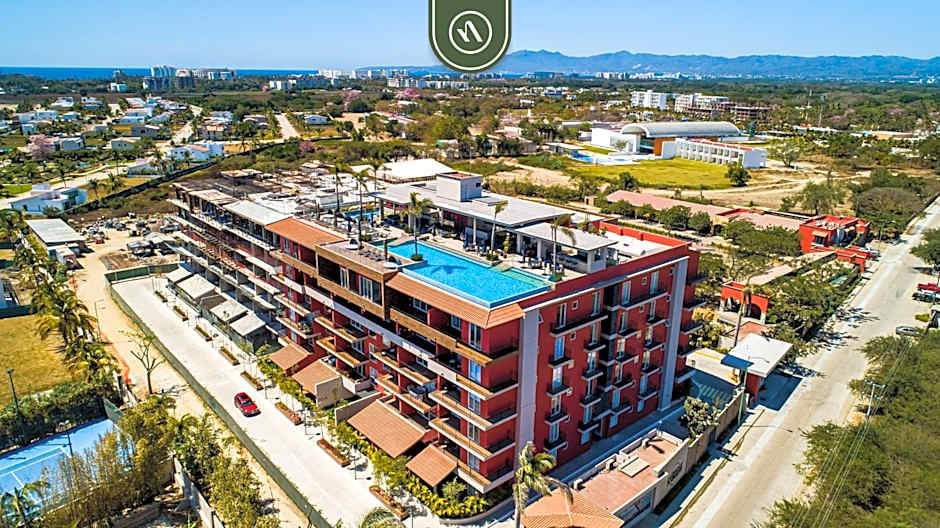 Brand New 2 BR Condo with Amazing Rooftop Pool