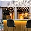 Le Louis Versailles Château Hotel-MGallery