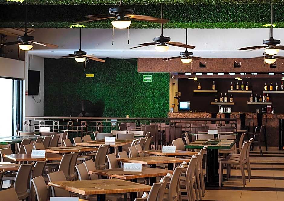 Tukan Hotel Playa del Carmen