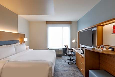 Premium King Room with City View