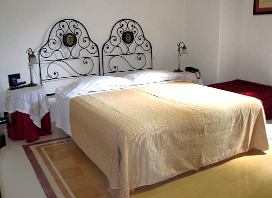 Hotel Santa Marina Antica Foresteria