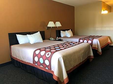 Standard Queen Room with Two Queen Beds