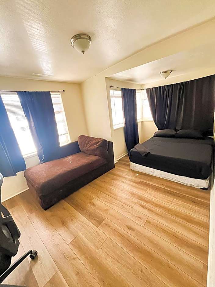 Van Nuys Homes for the Soul