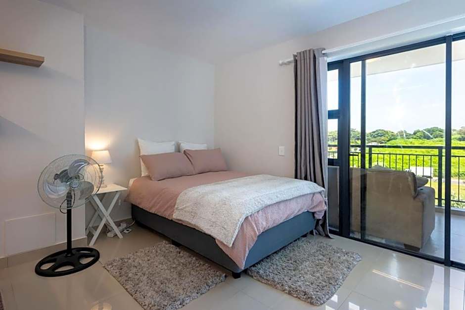 Cute and Cosy Studio Millennial 520