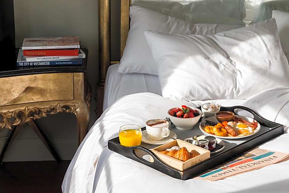 Radisson Blu Hotel, London Leicester Square