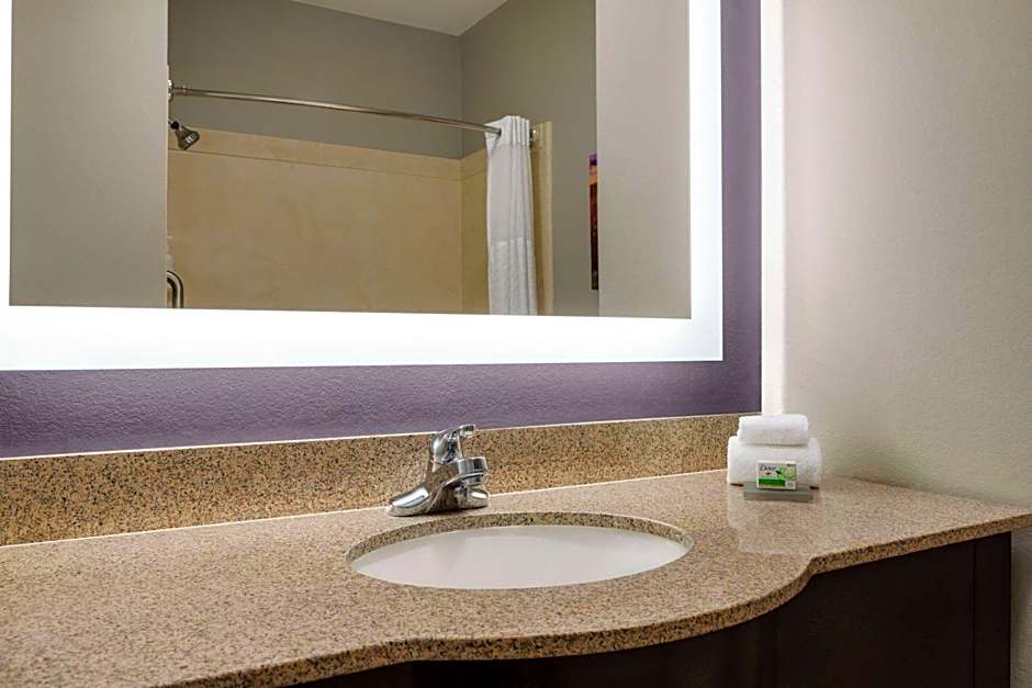 La Quinta Inn & Suites by Wyndham Dumas