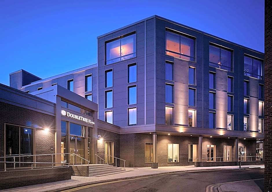 DoubleTree By Hilton Hull