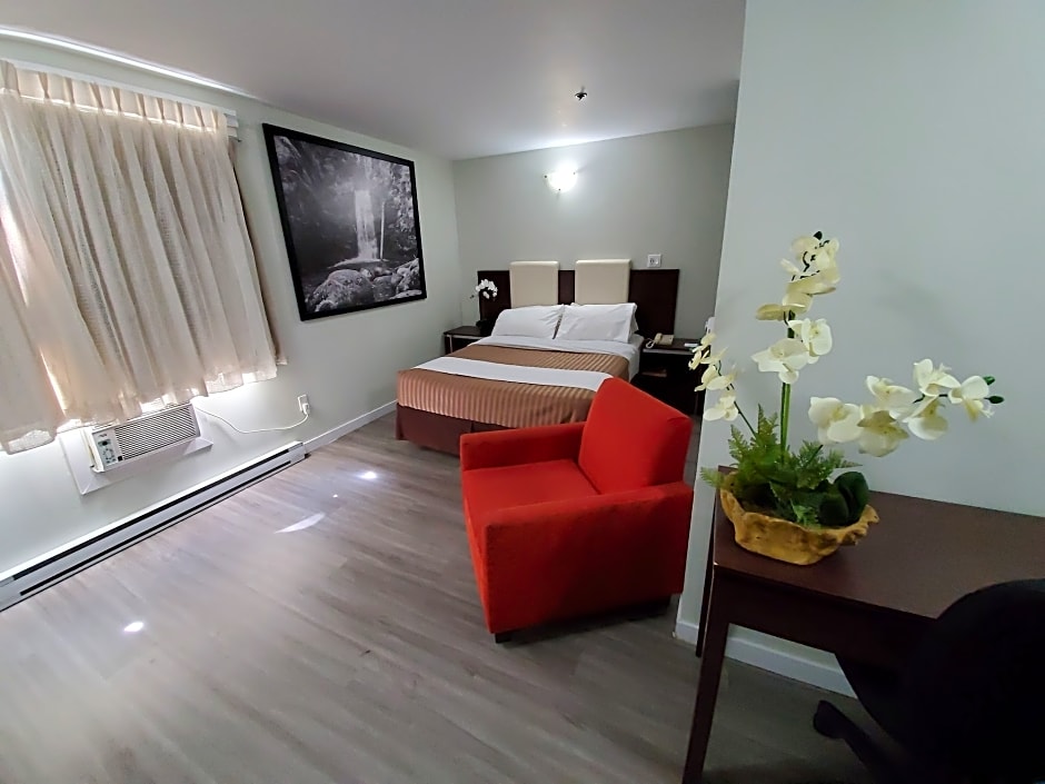 Travelodge by Wyndham Surrey