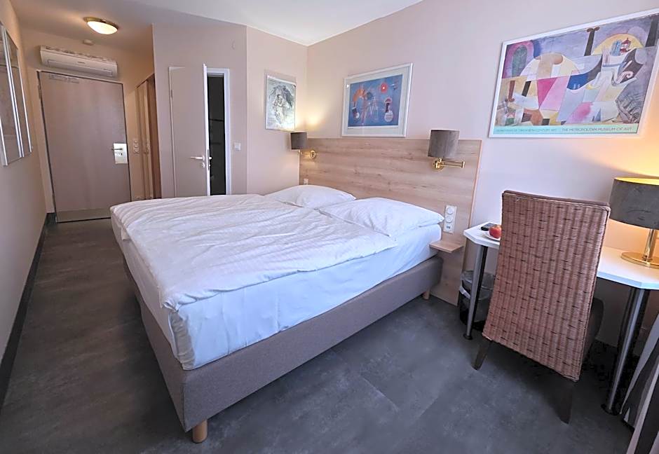 Hotel Garni "Am Ellinger Tor"