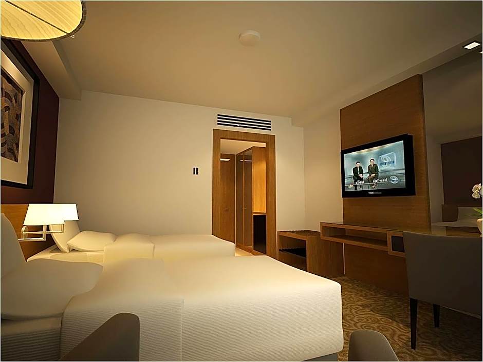 Tenera Hotel & Suites
