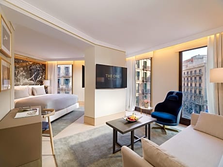 Corner Suite
