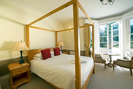 Double Room with Four Poster Bed