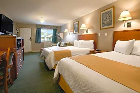 Queen Room with Two Queen Beds - Non-Smoking