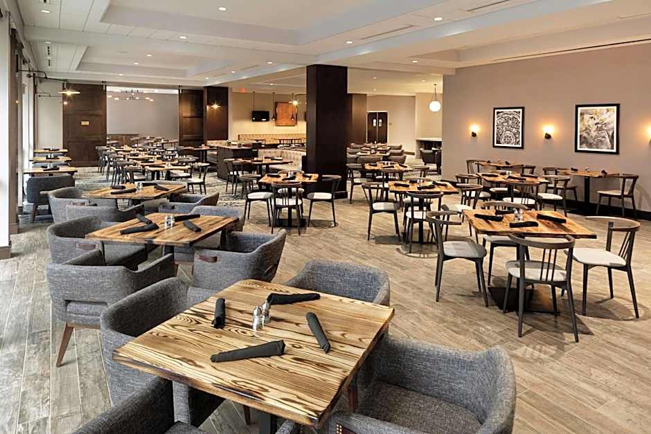 DoubleTree By Hilton Jamestown, NY