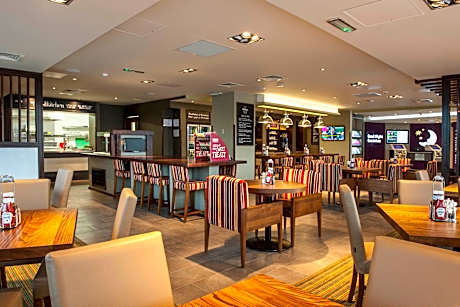 Premier Inn Wrexham Town Centre