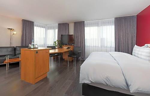 Hotel Wolfsburg Centrum Affiliated by Melia