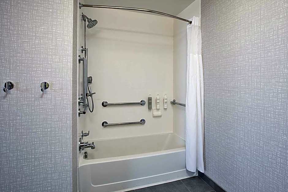 Hampton Inn Detroit/Utica-Shelby Township
