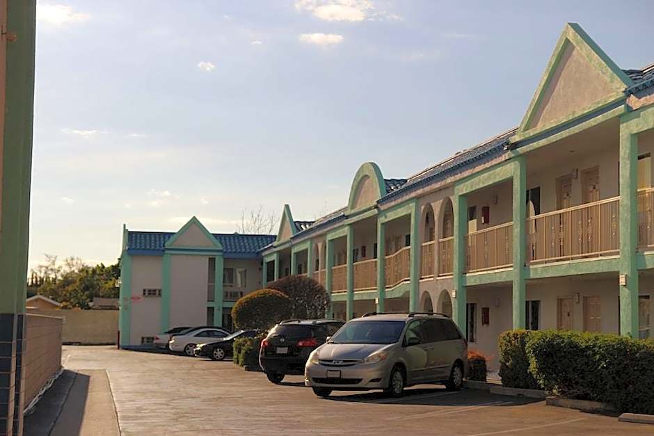 Diamond Inn