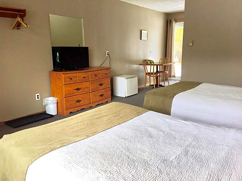 The Spirit Rock Outpost & Lodge