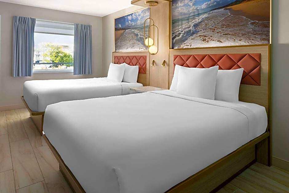 The Vibes Hotel, Trademark Collection by Wyndham