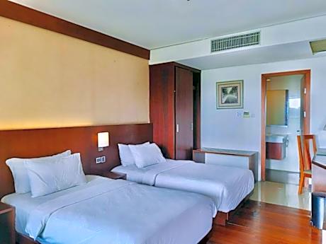 Deluxe Twin Room without Balcony