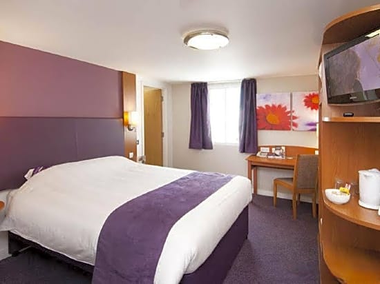 Premier Inn Manchester Airport Heald Green