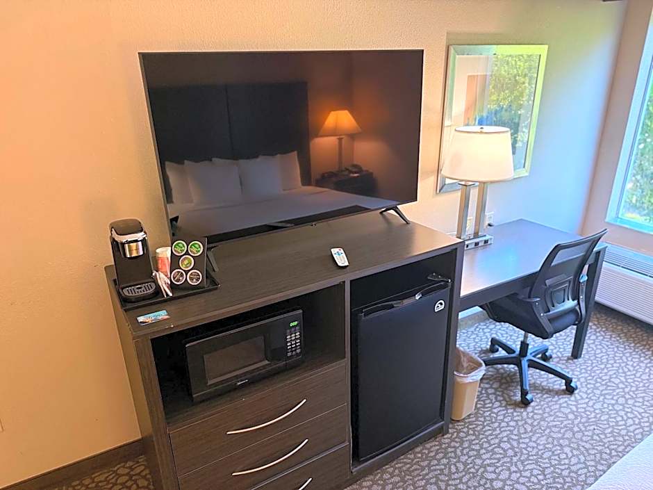 Comfort Inn & Suites Bradenton North I-75