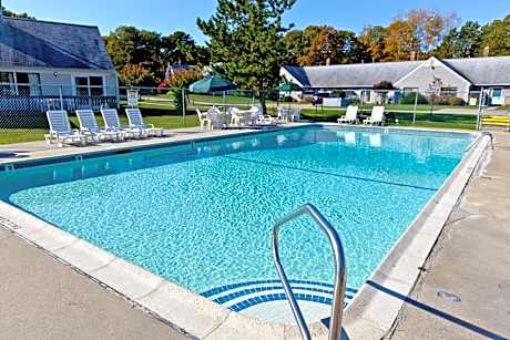 Brewster Green Resort