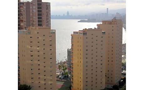 DOUBLE PARTIAL SEA VIEW 4 ADULTS