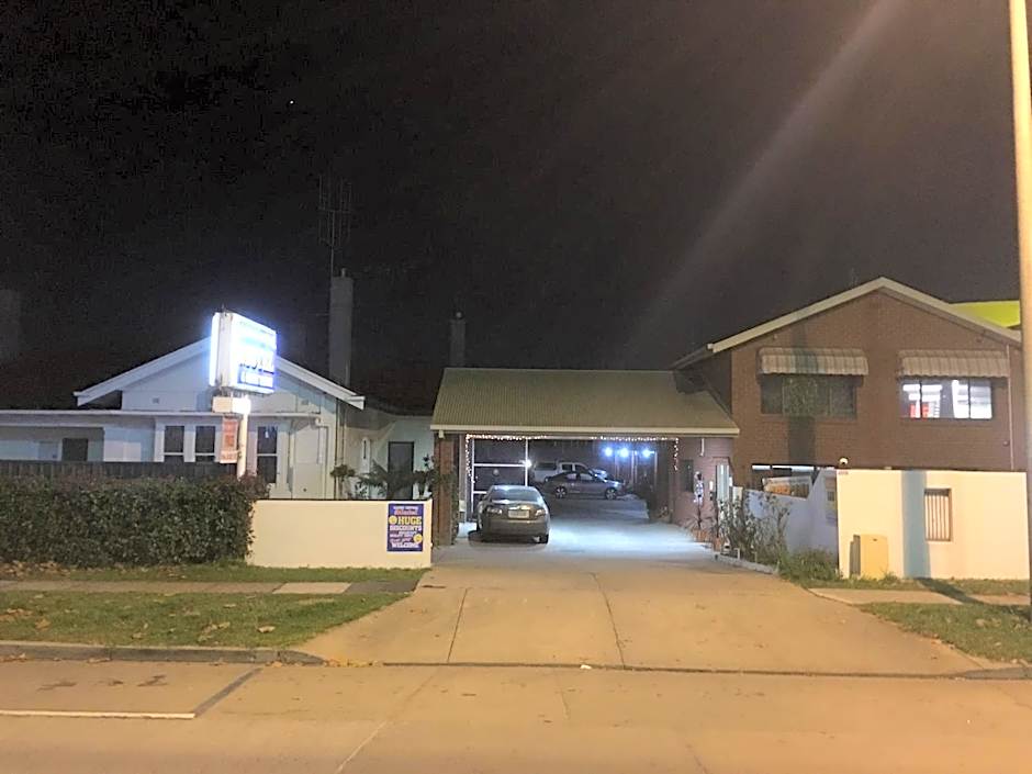 Albury Central Motel