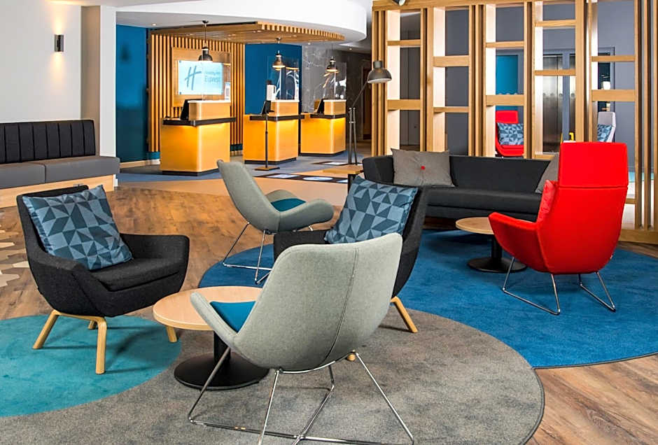 Holiday Inn Express Bicester By IHG