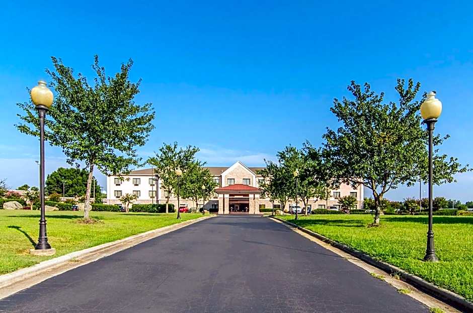 Quality Suites Graham - Burlington South