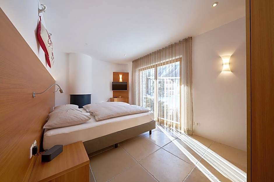 Grischuna Mountain Lodge