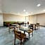 Ashbourne Hotel Canton/Hall of Fame I-77
