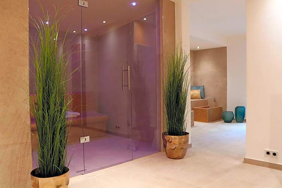 salinenparc Design Budget Hotel