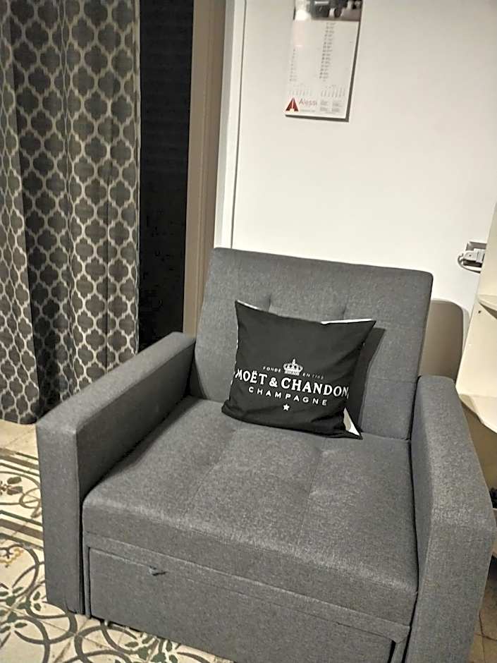 Alessi Suites & Studio