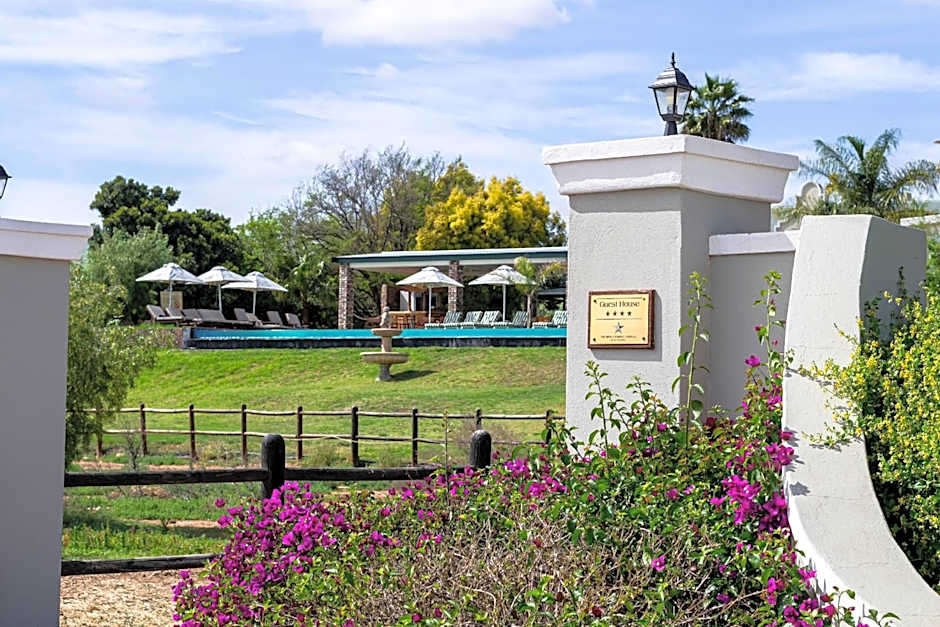 Mooiplaas Guesthouse