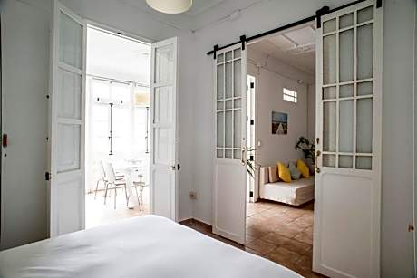 Apartment (5 Adults)