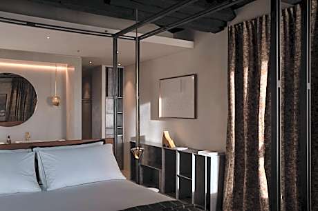 King Room with Grand Canal View