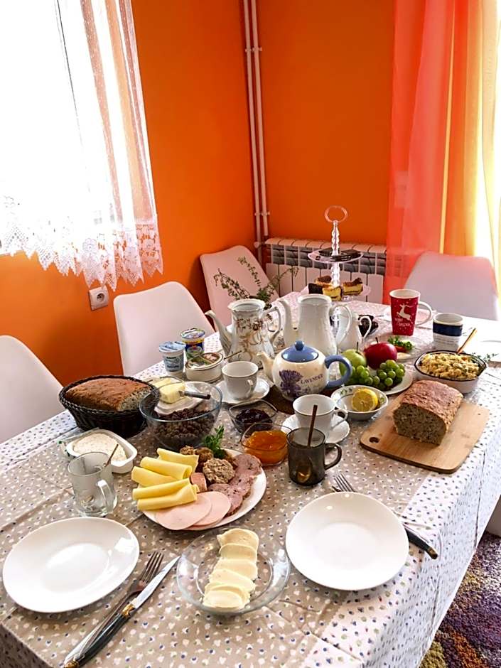 CHEZ YAYA Bogumiła Szeląg
