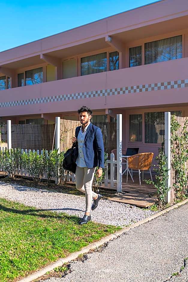 Kyriad Cannes - Mandelieu