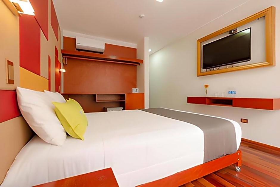 Hotel Ayenda Montreal Miraflores