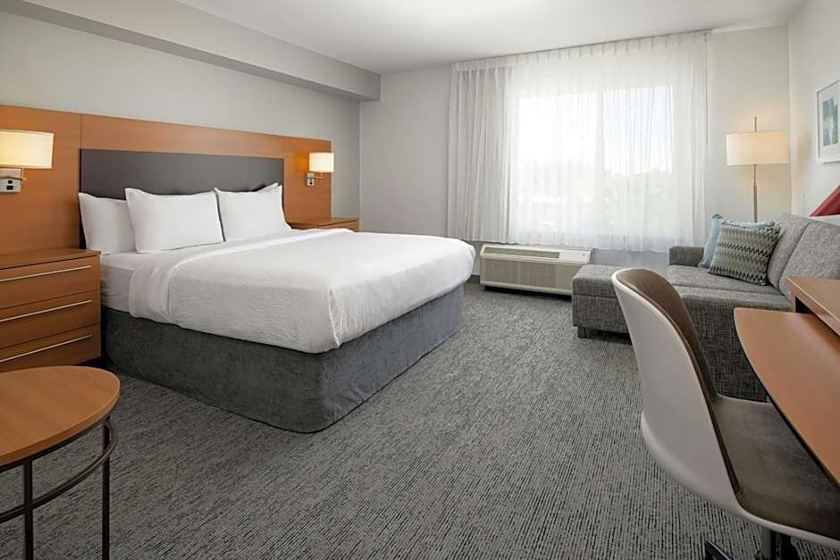 TownePlace Suites by Marriott Lancaster