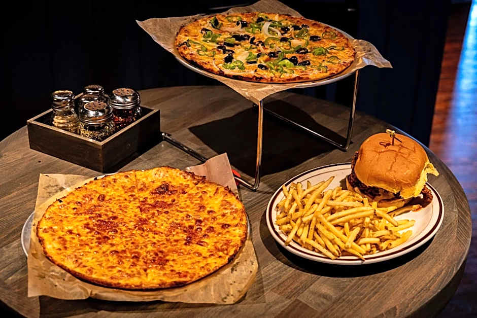 La Quinta Inn & Suites by Wyndham Danbury